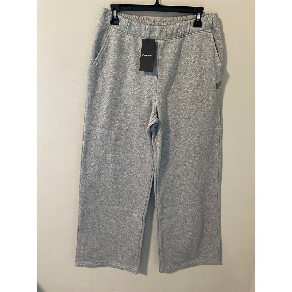 New Fabletics Cozy Fleece Wide Leg Sweatpant Size Medium Tall (32" Length)